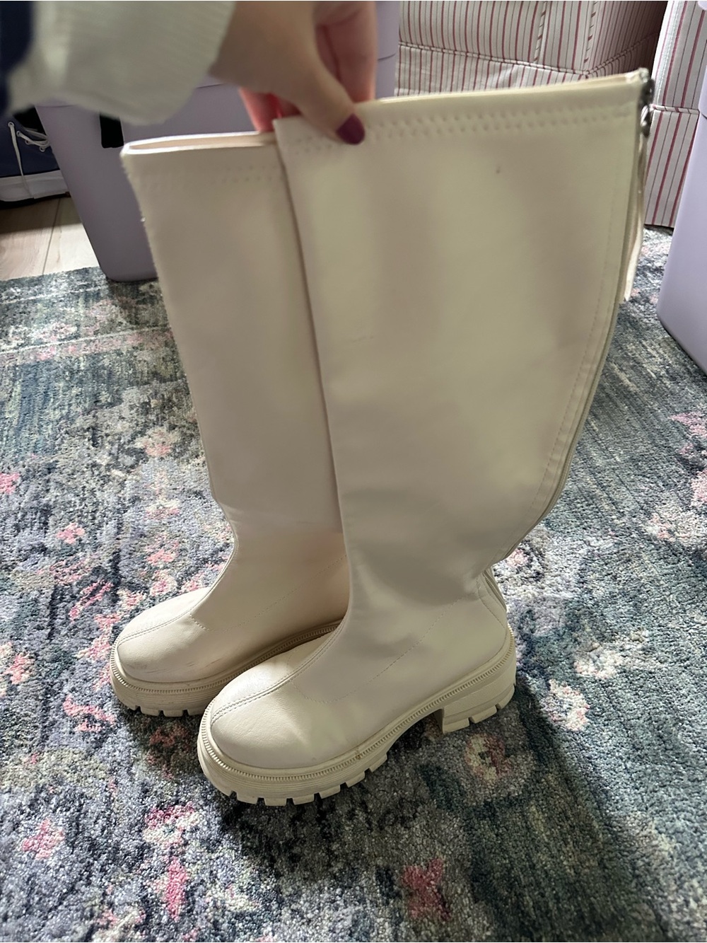 Chic Cream Knee-High Chunky Sole Boots - Women’s Size 38 Clean Girl Fall Cutesy